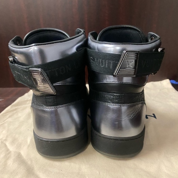 Louis Vuitton” Rivoli “high top sneaker boot - Picture 5 of 12